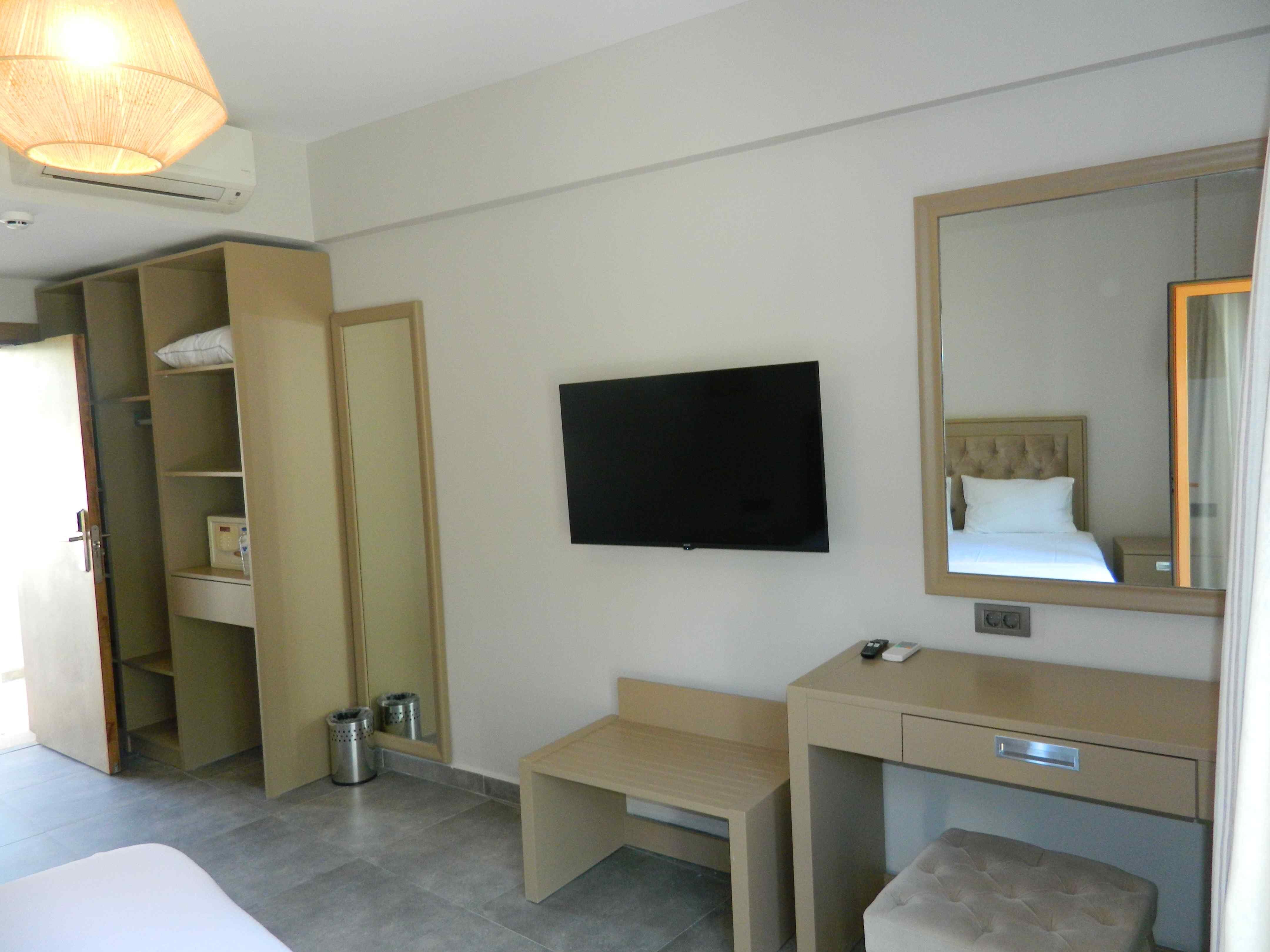 Superior Room With Balcony