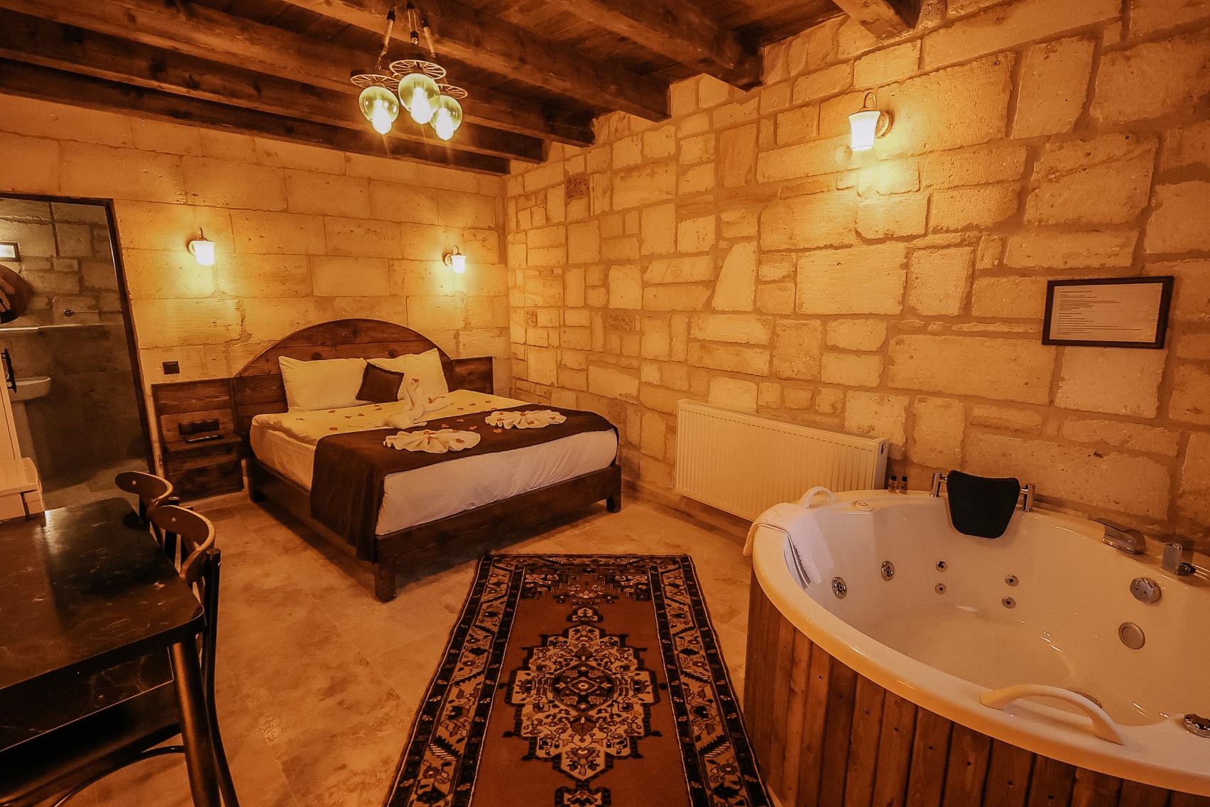 106- Jakuzili Zeus Oda