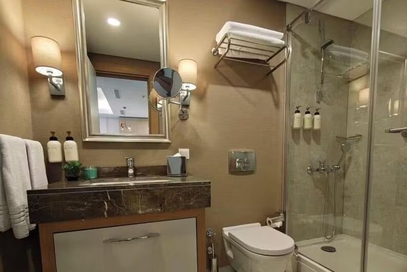 2 Bedroom Deluxe Apartment