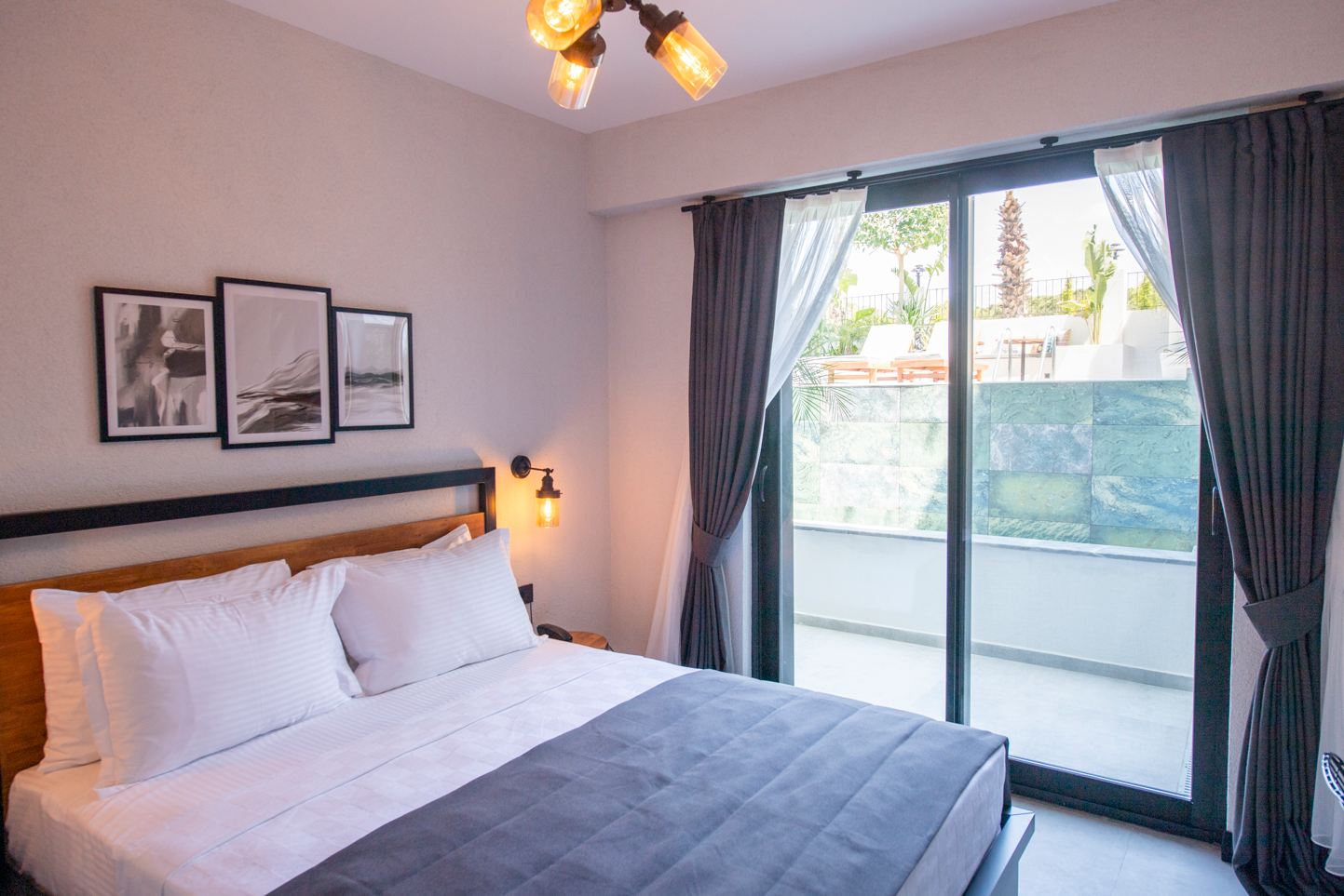 Bahçe Katı Oda, Bahçe Manzaralı