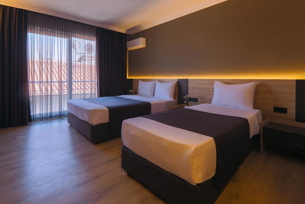 Grand Faik Hotel