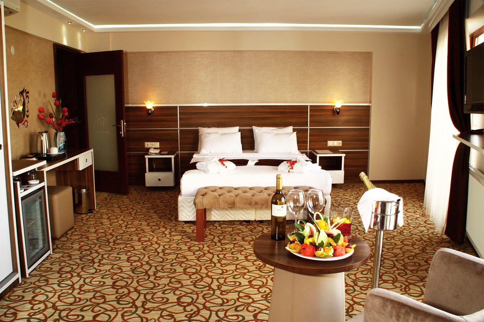 Perama Hotel Rezervasyon