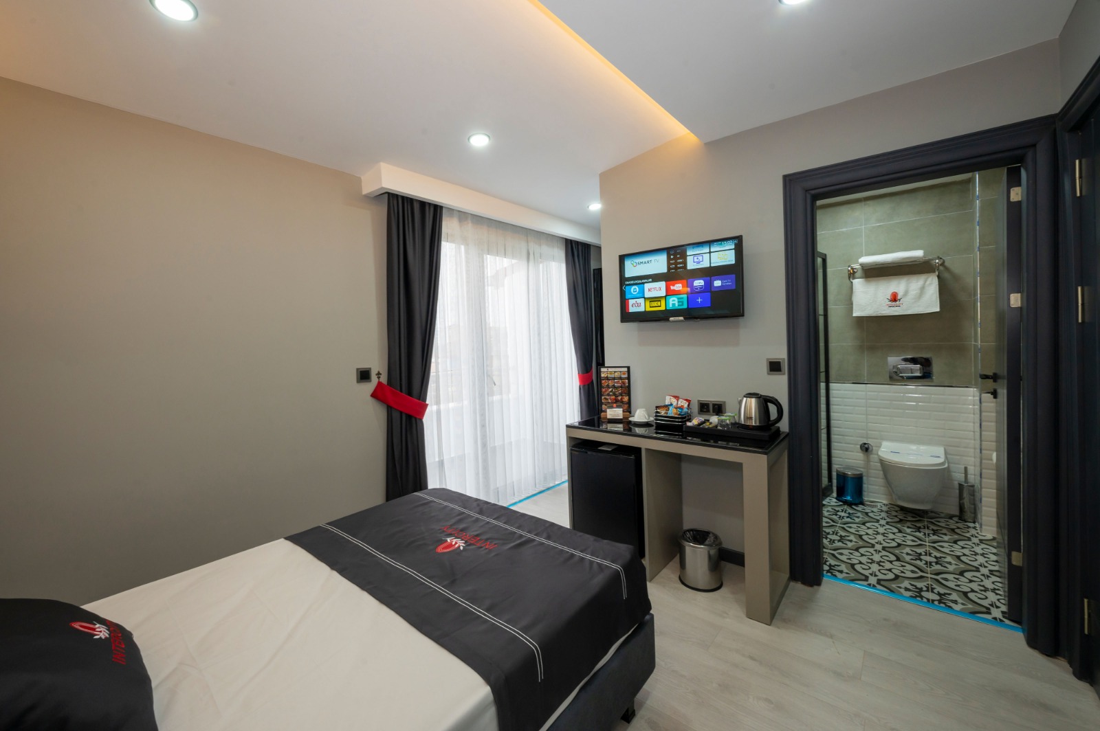 Intercity Airport Hotel