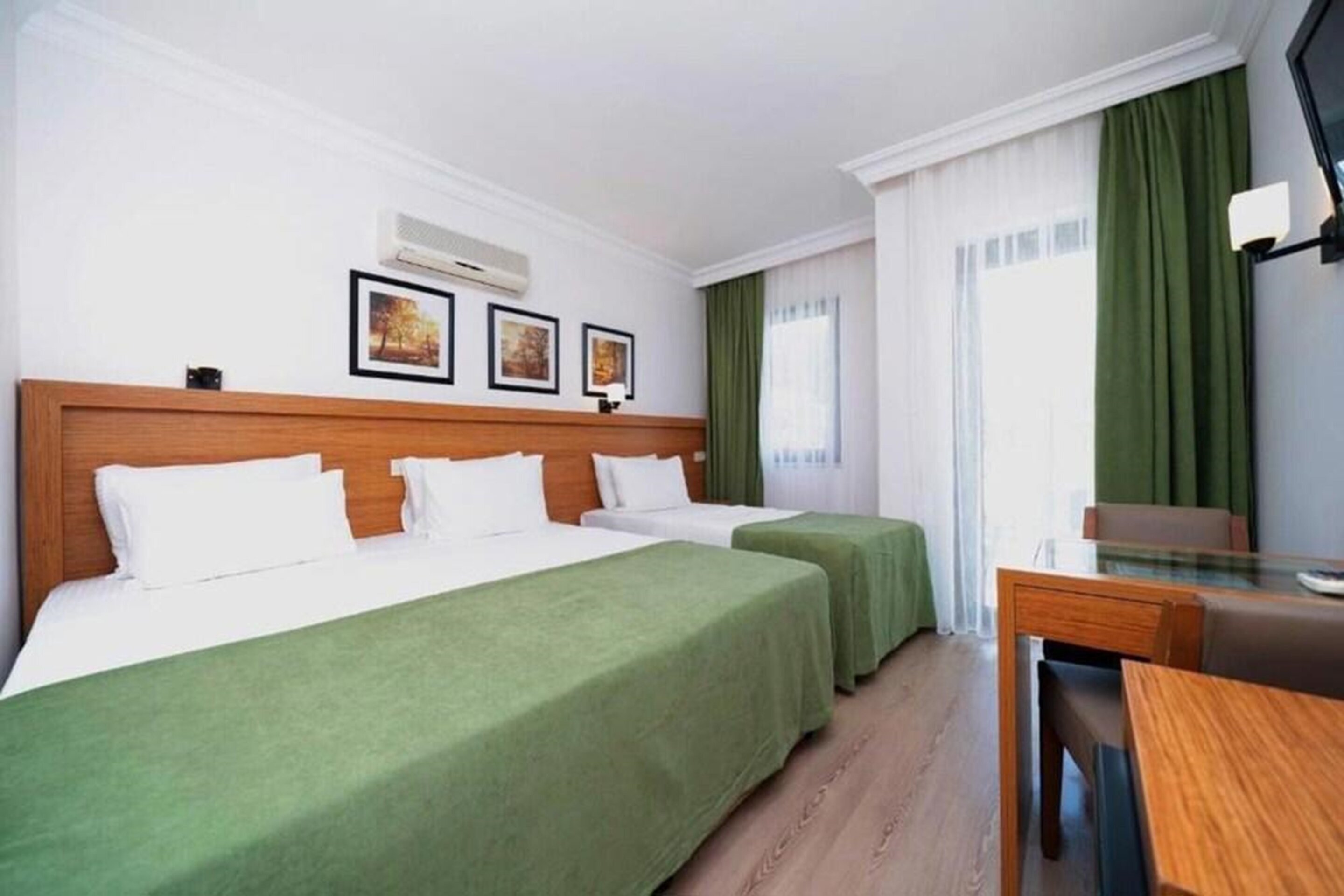 Triple Room with Balcony