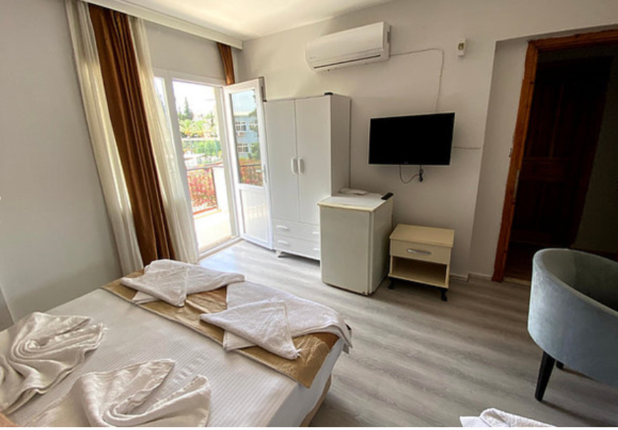 Hotel Karya