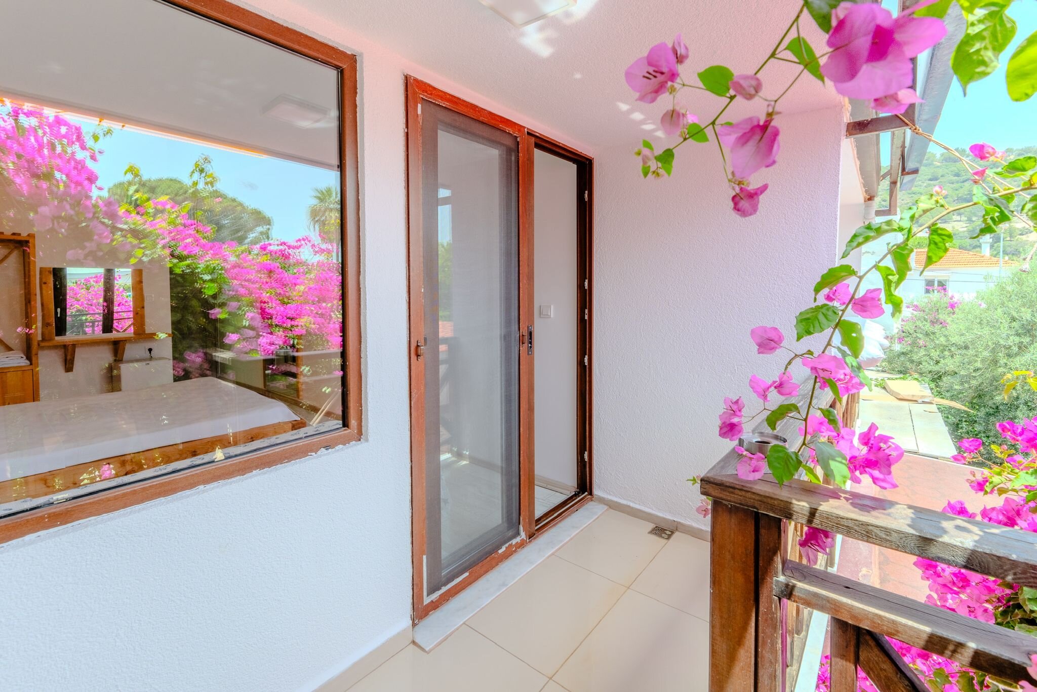 Bahçe Manzaralı 1.Kat Balkonlu