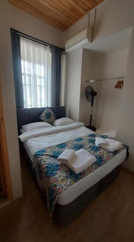 Pürhayal Pansiyon Çeşme