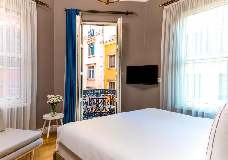 Petros Hotel · 9