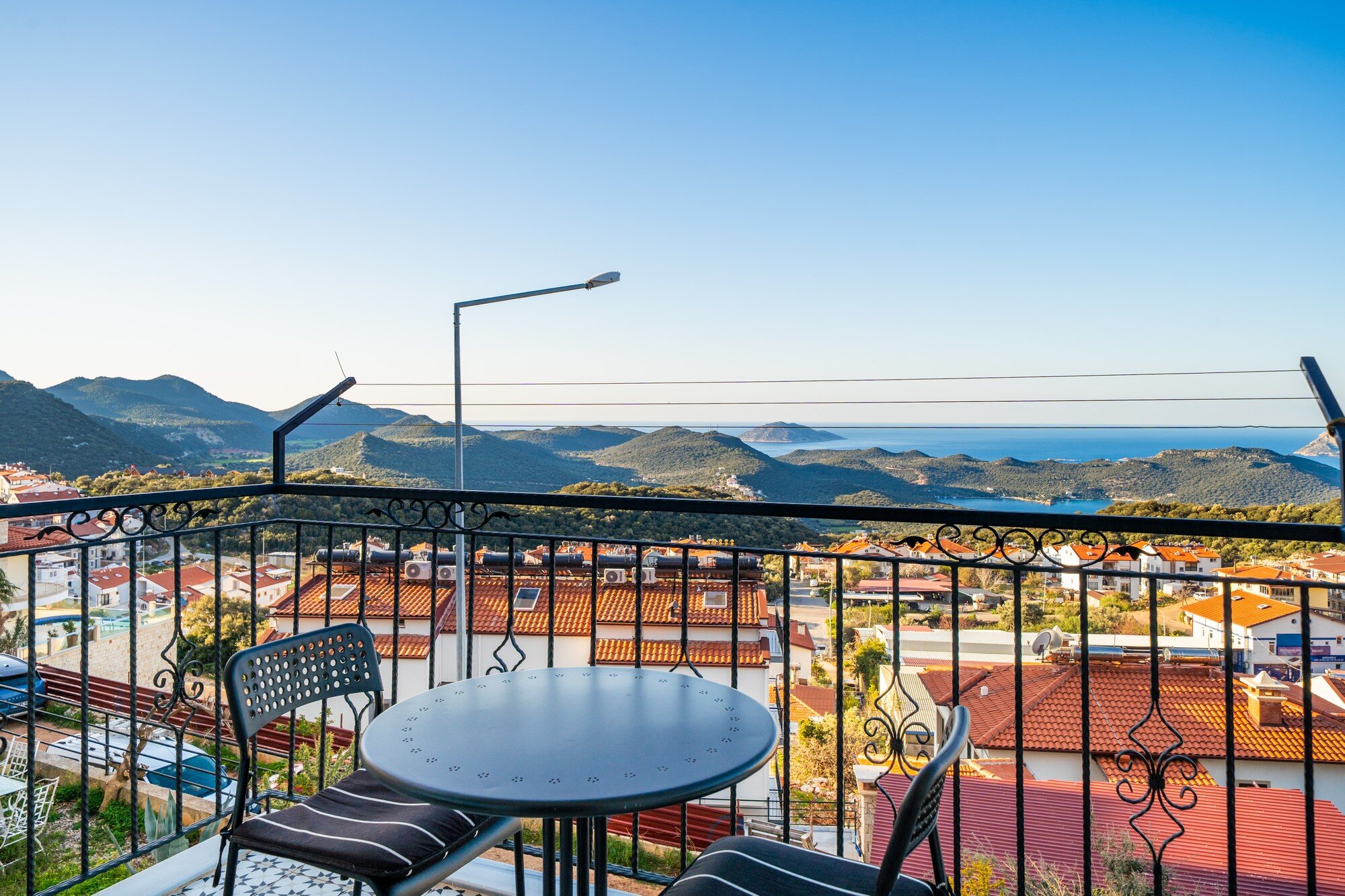Suite with Panaromic Sea View