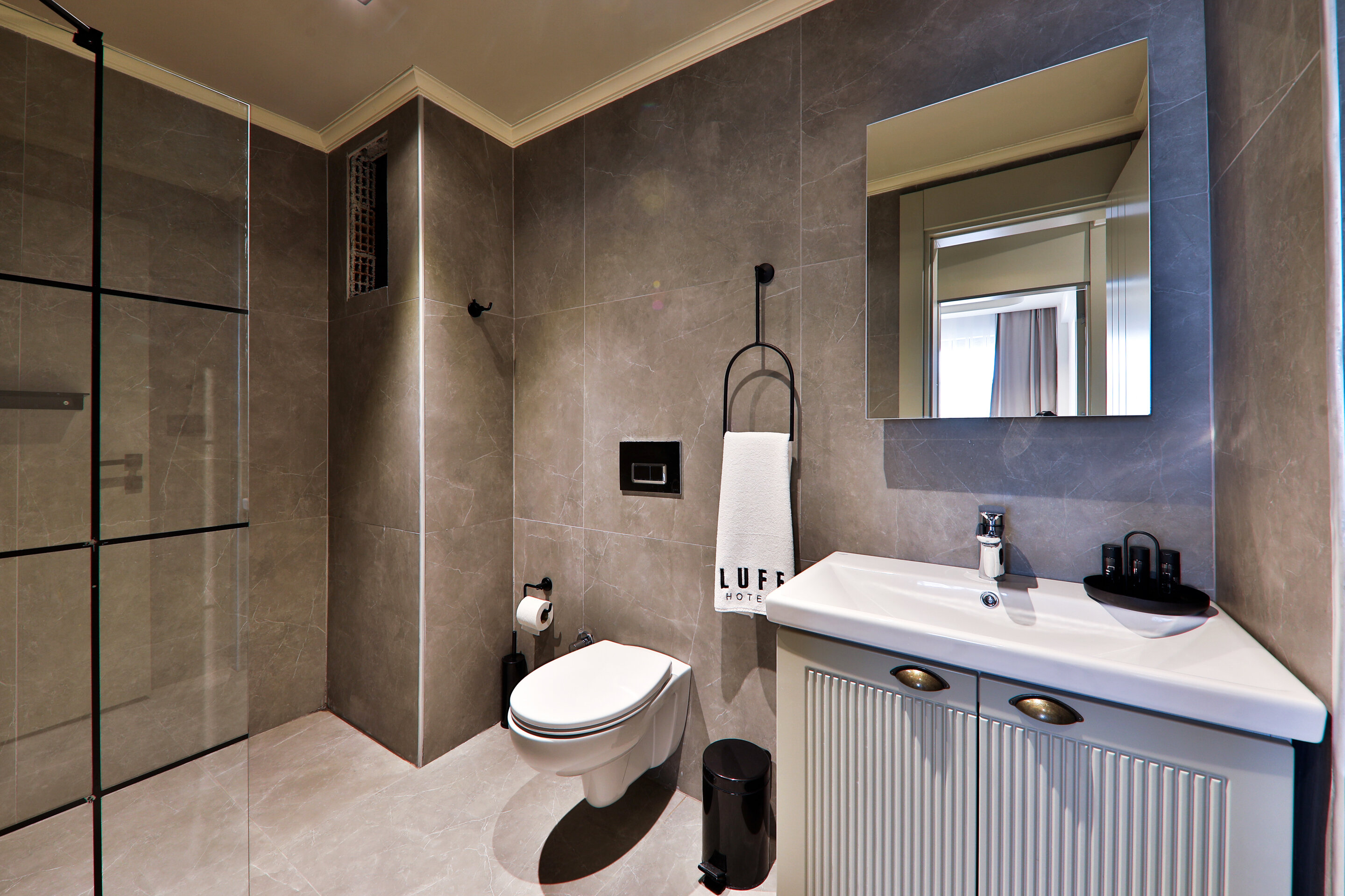Luff Suites galeri 9
