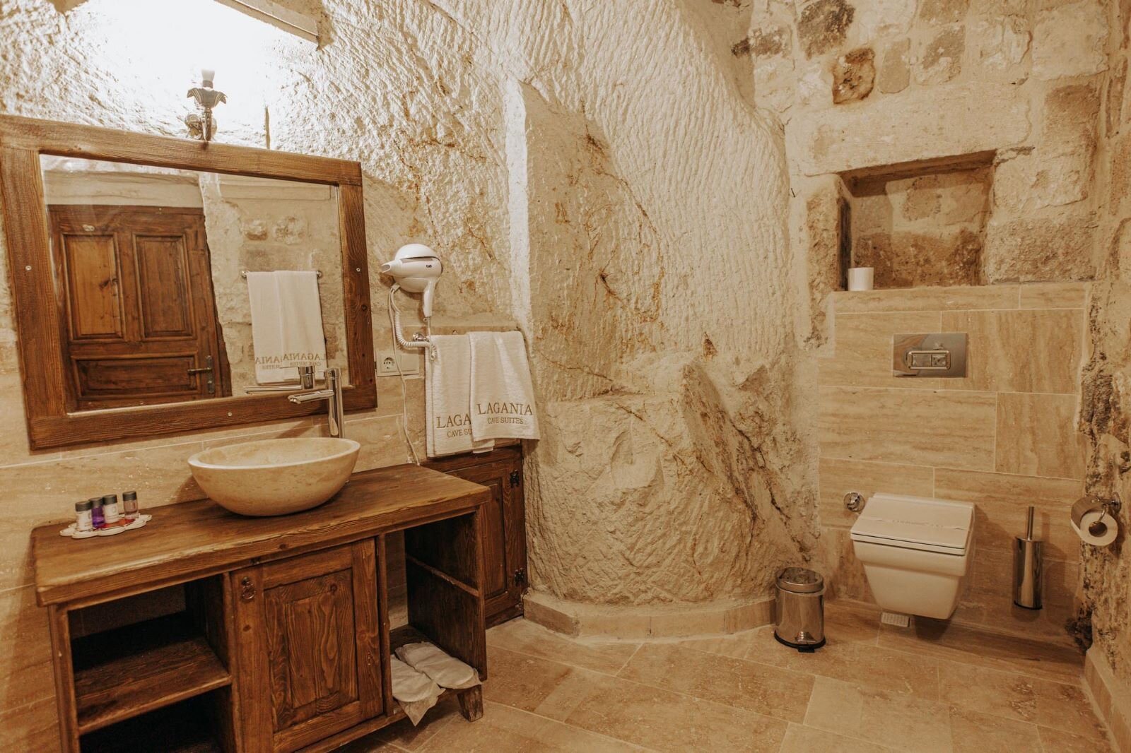 Stone Arch Room