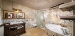 Mazi Deluxe Stone Room With Jacuzzi Görseli