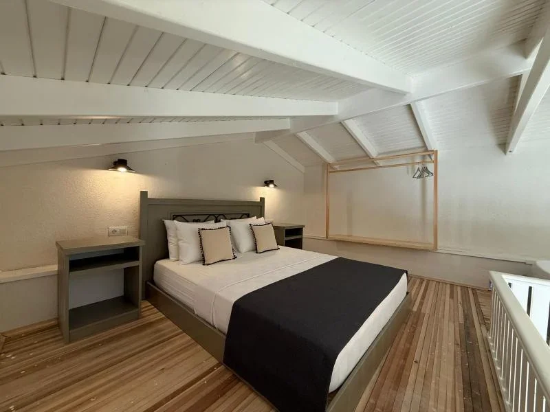MAYKA Loft Suite