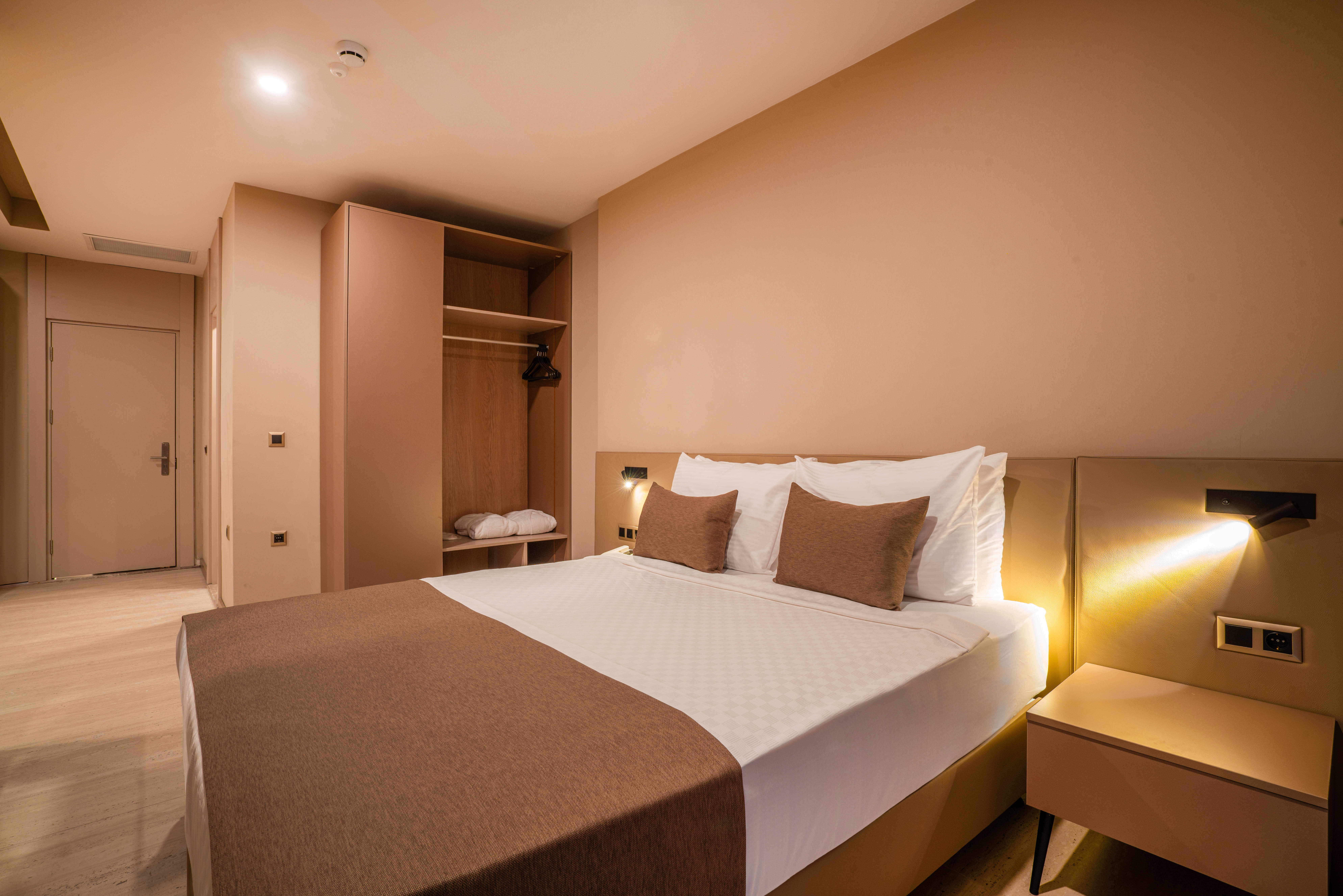1+1 Family Suite