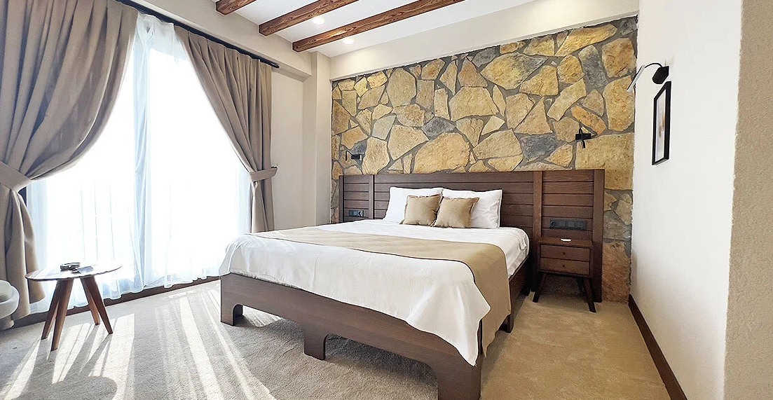 Corner Suite Room