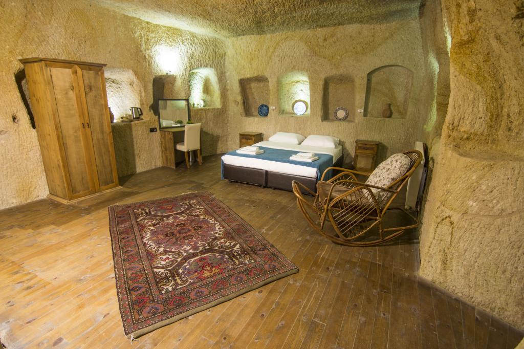 7 Oda Kapadokya Cave House
