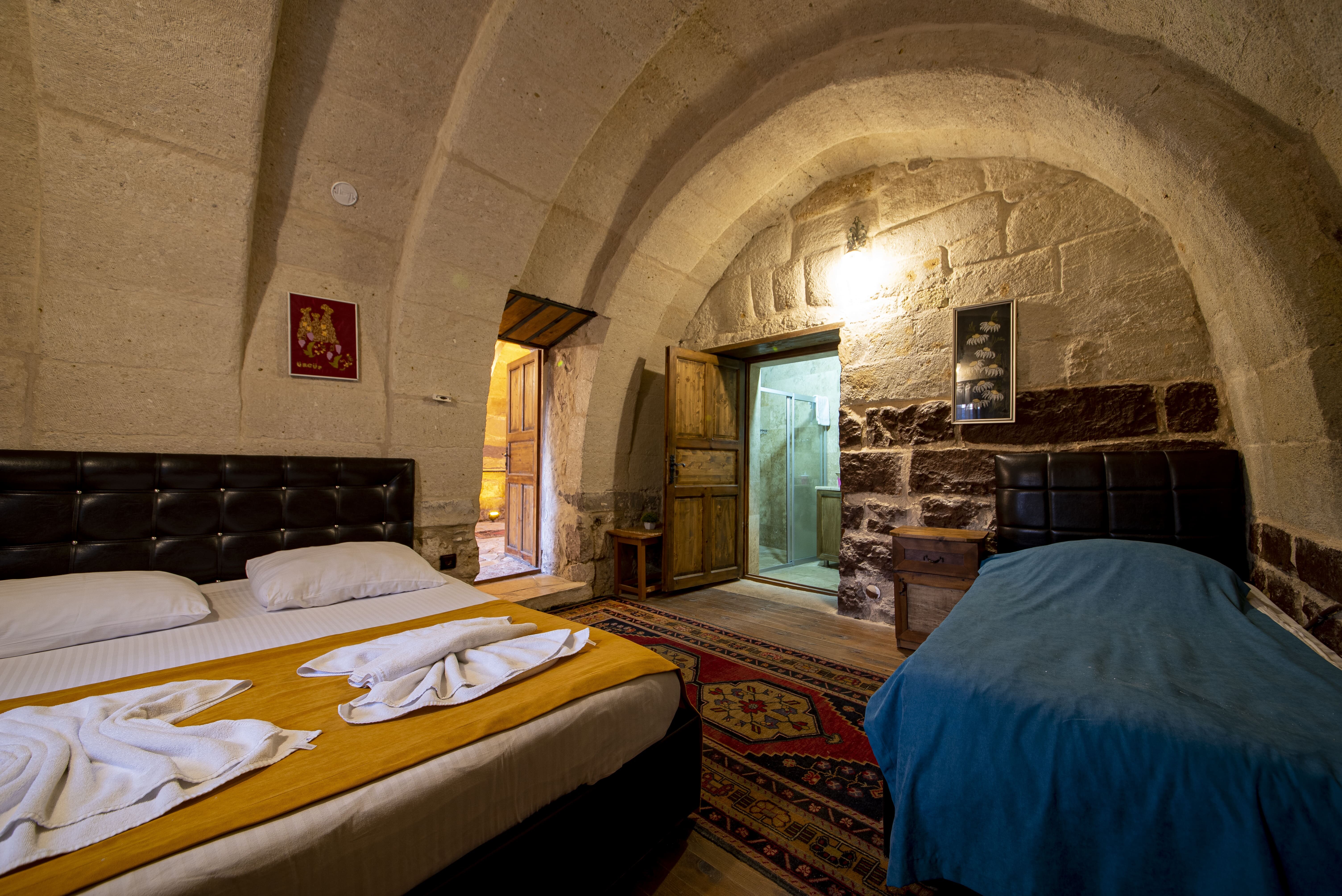 7 Oda Kapadokya Cave House