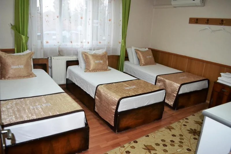Standard Room (3 Person)