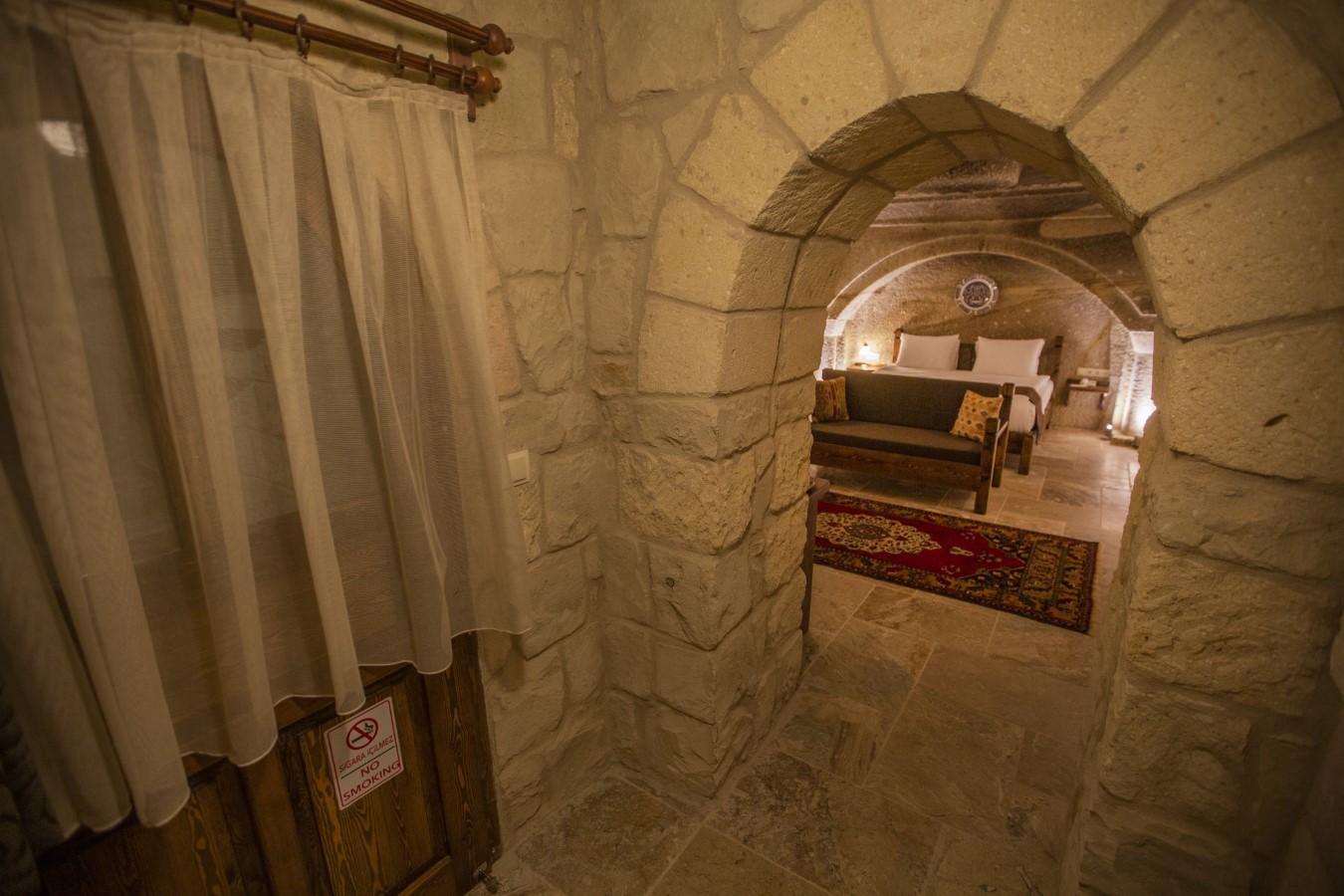 Zara Cave Hotel