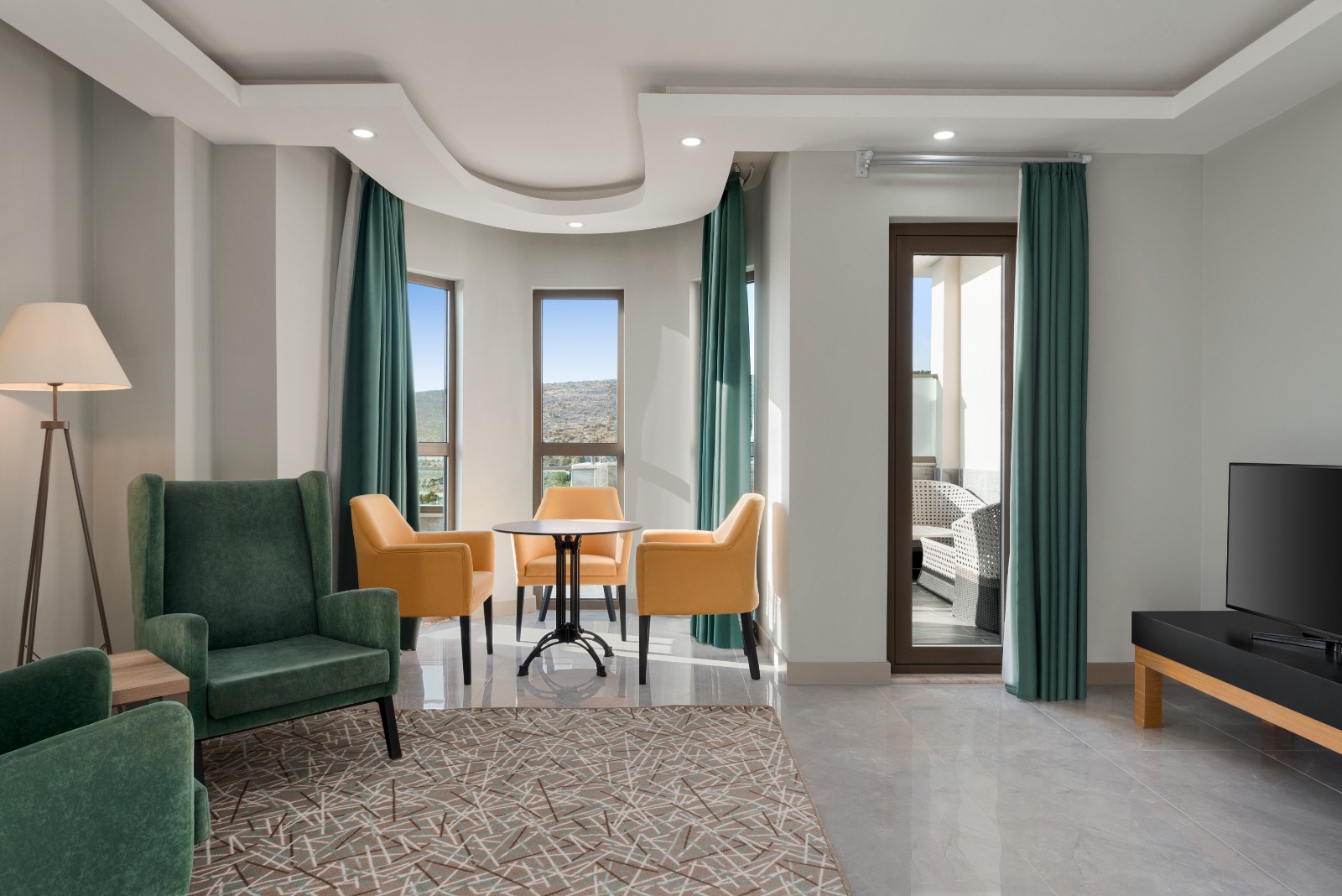 Deluxe Suit Teras Oda (Teraslı)