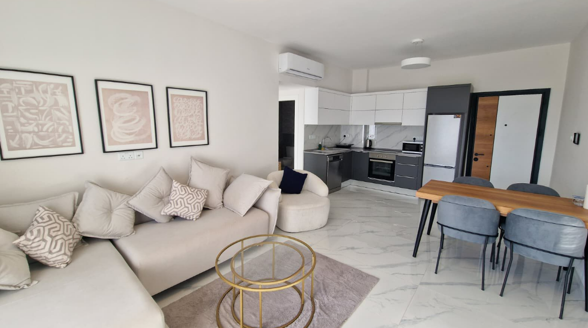 1+1 Havuz Manzaralı Daire