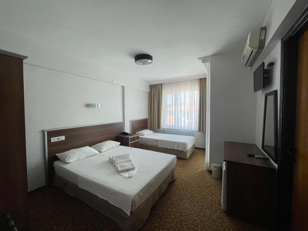 Standard Room, Land View