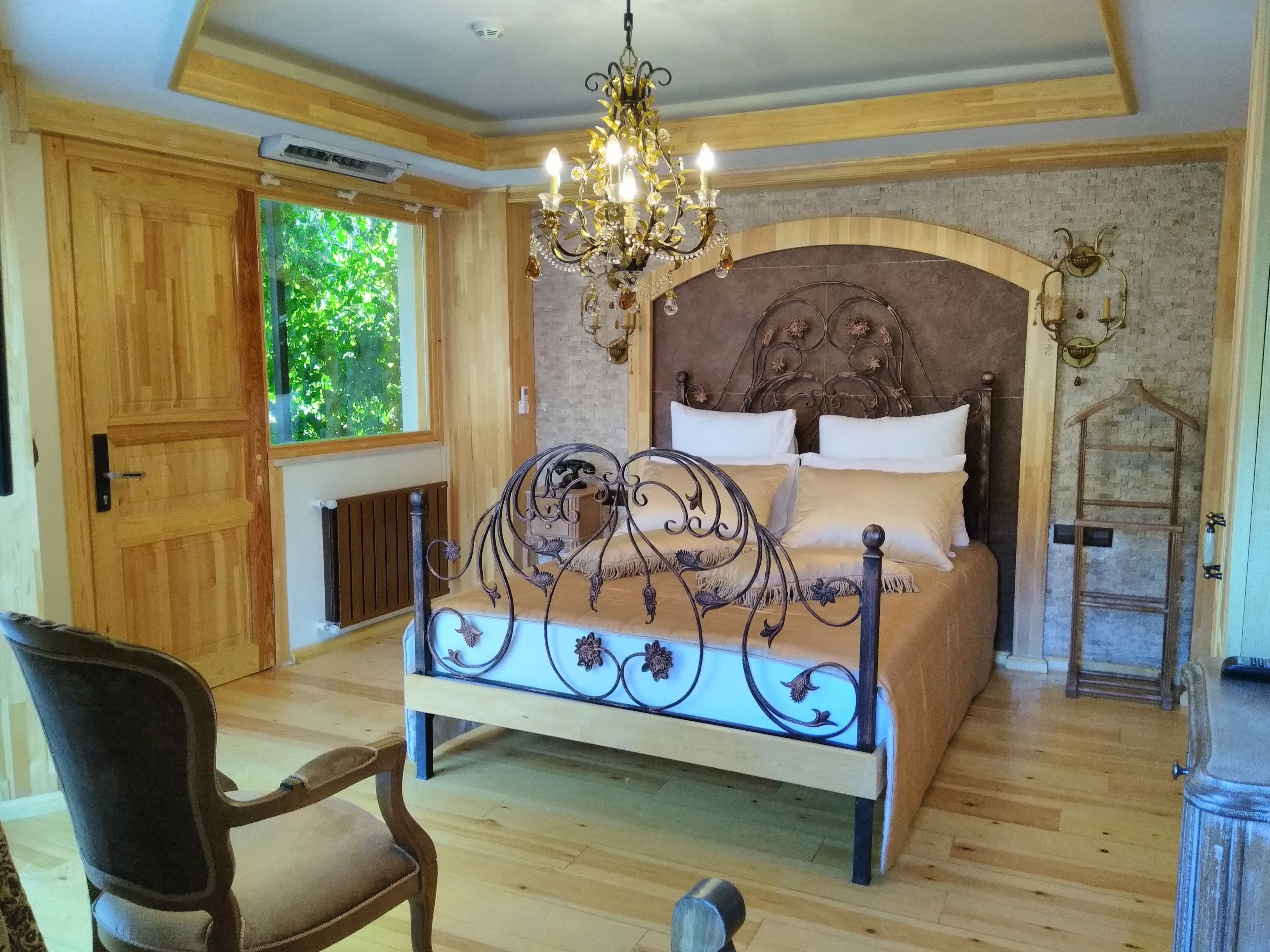 Deluxe Has Balcony Room (Balcony)