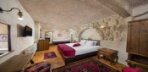 Mazi Deluxe Stone Room With Jacuzzi Görseli