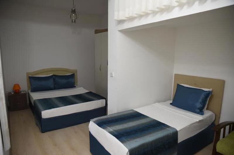 Bumerang Suites Hotel