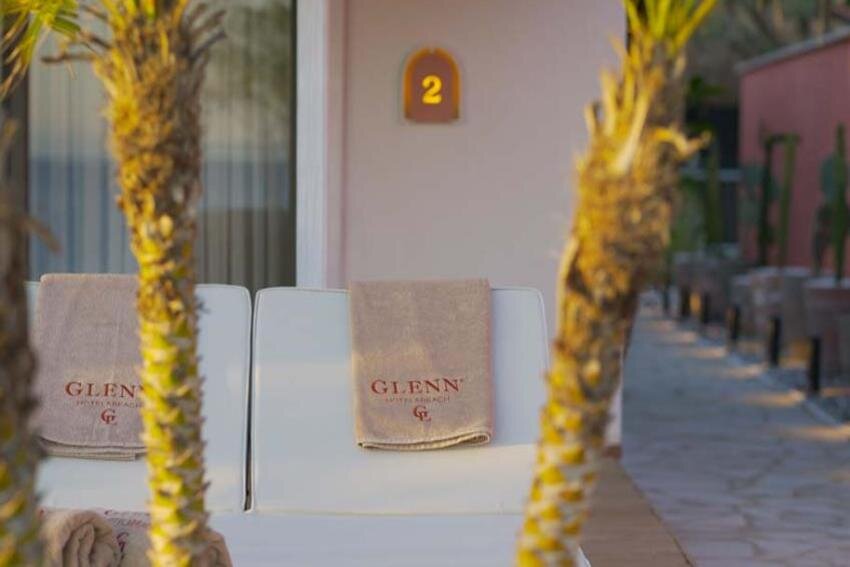 Glenn Hotel & Beach