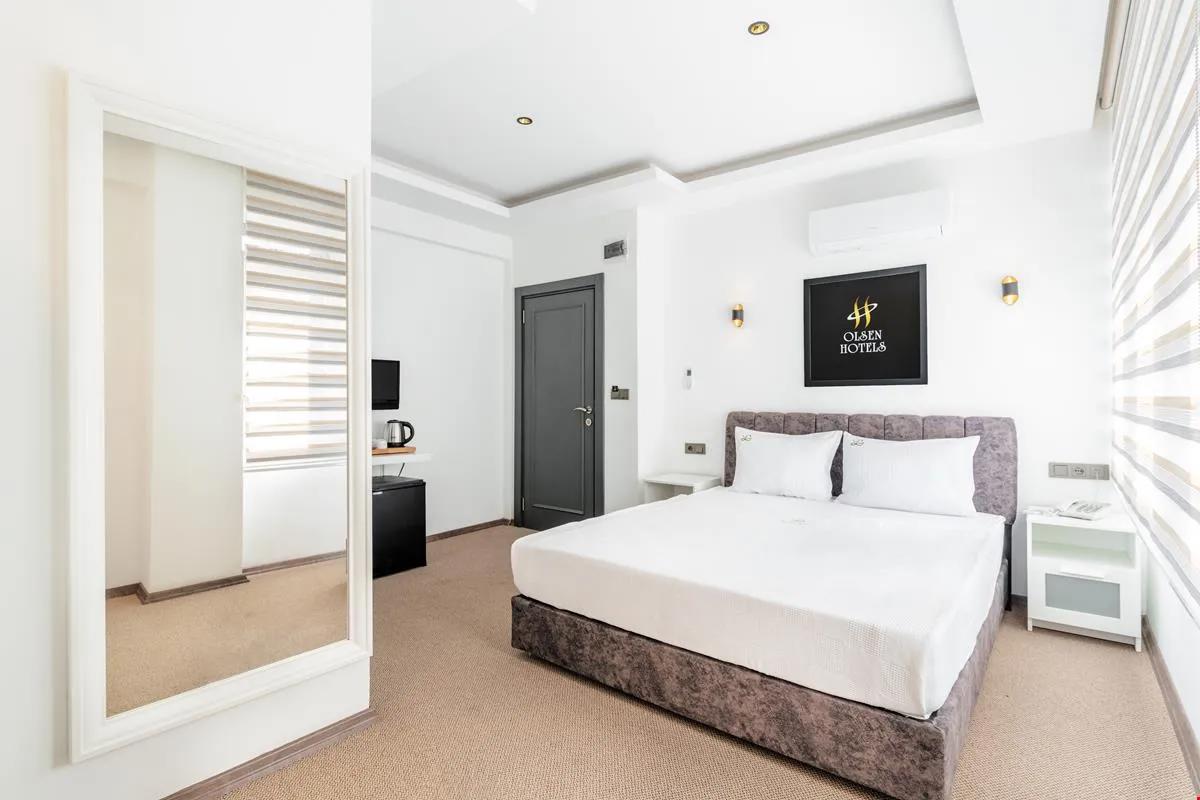 Standard Room (3 Person)