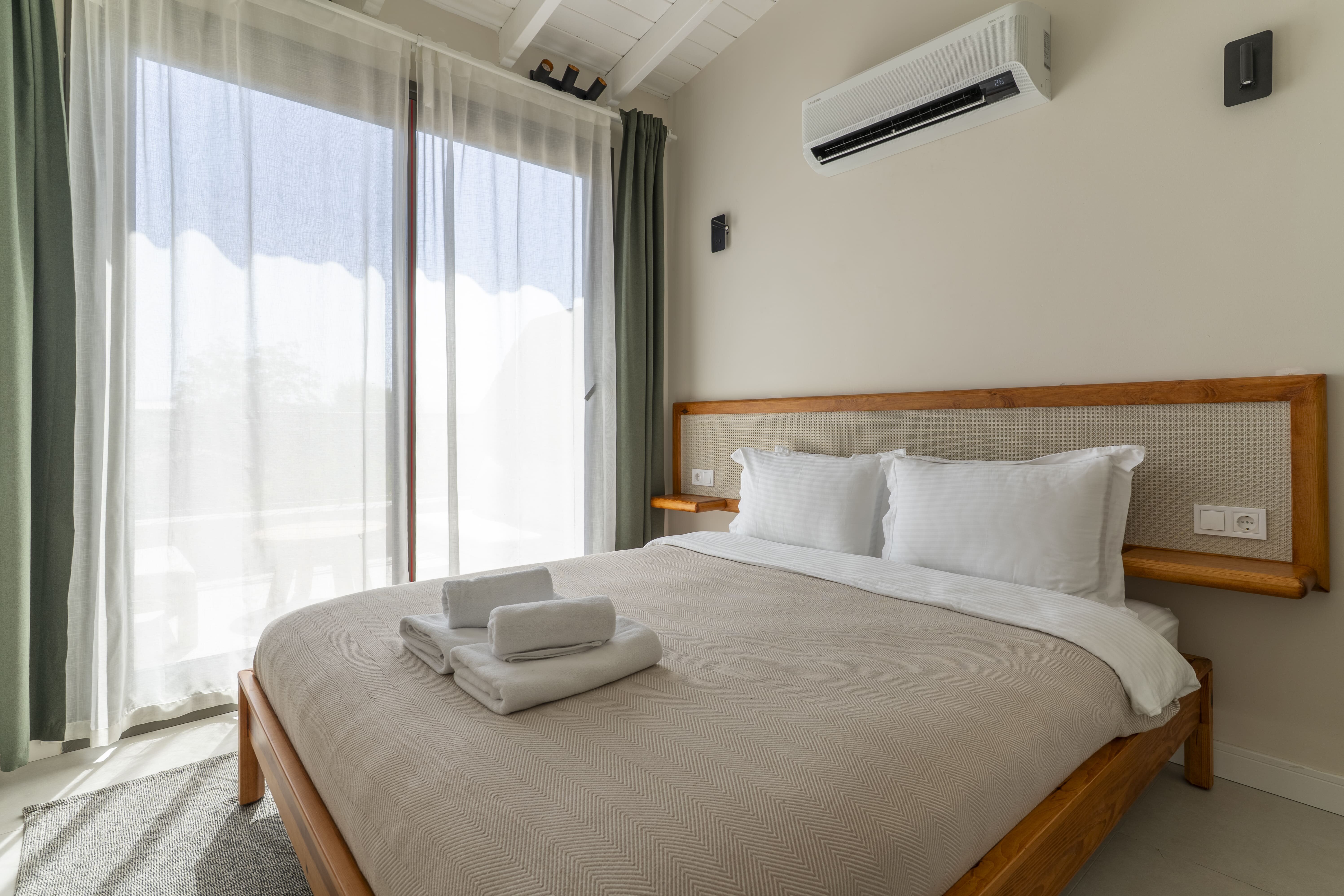 Naro Suites 1