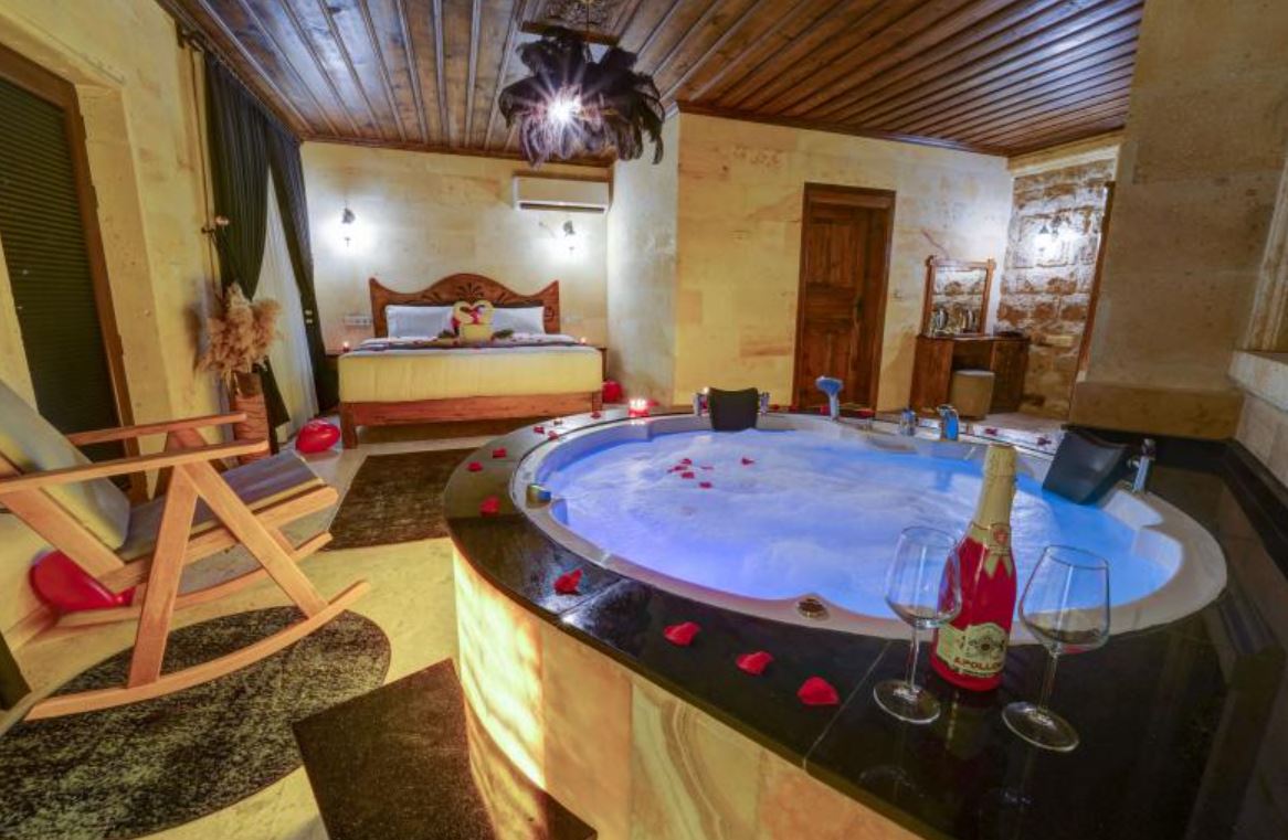 King Suite Room (Jacuzzi)