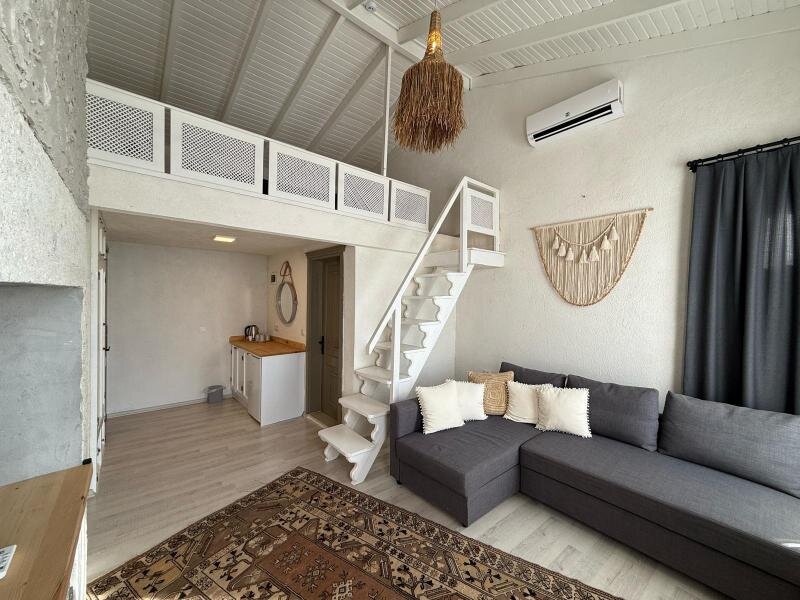 NEVASTA Loft Suite