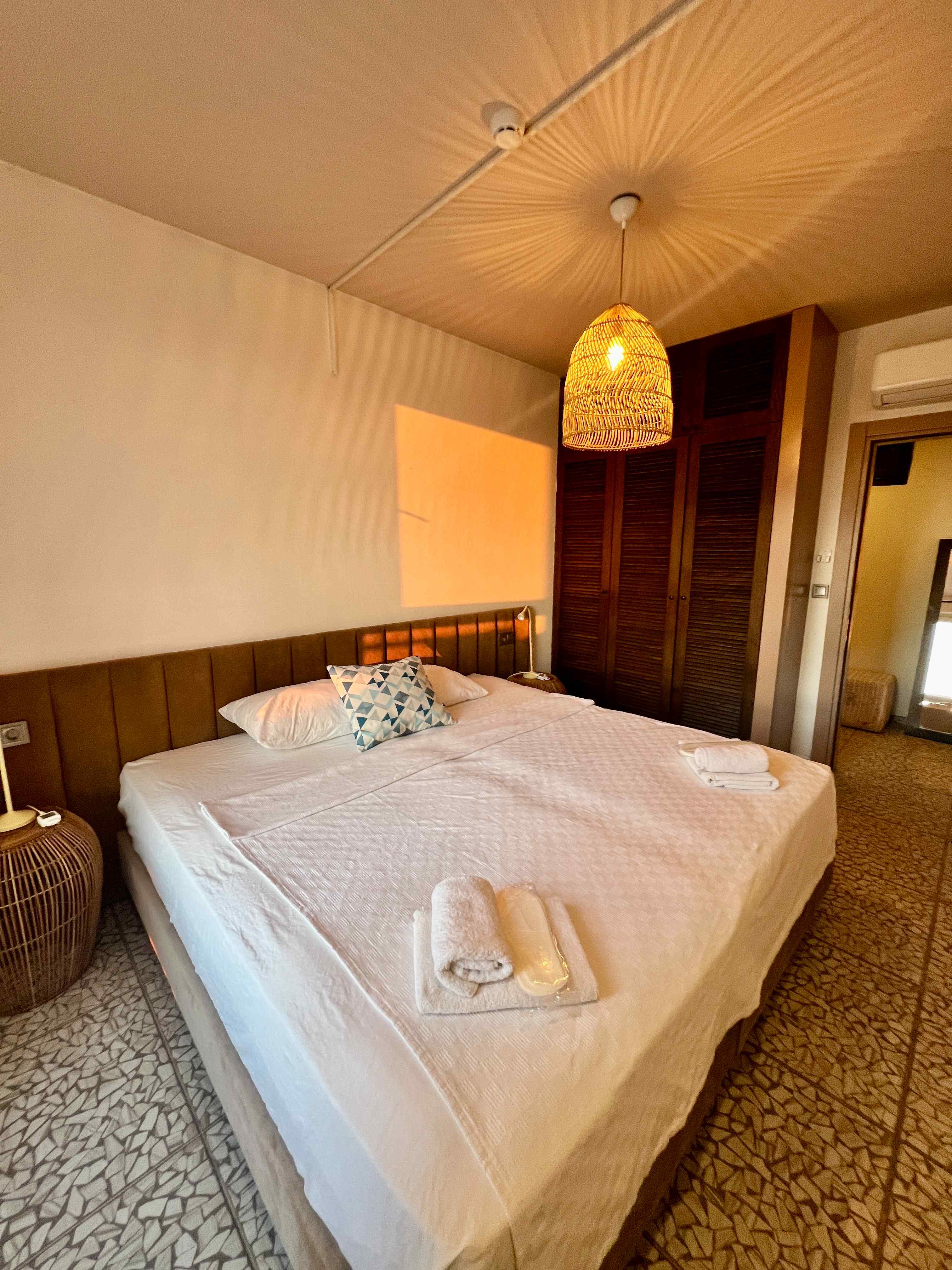 Suite Room (4 Person)