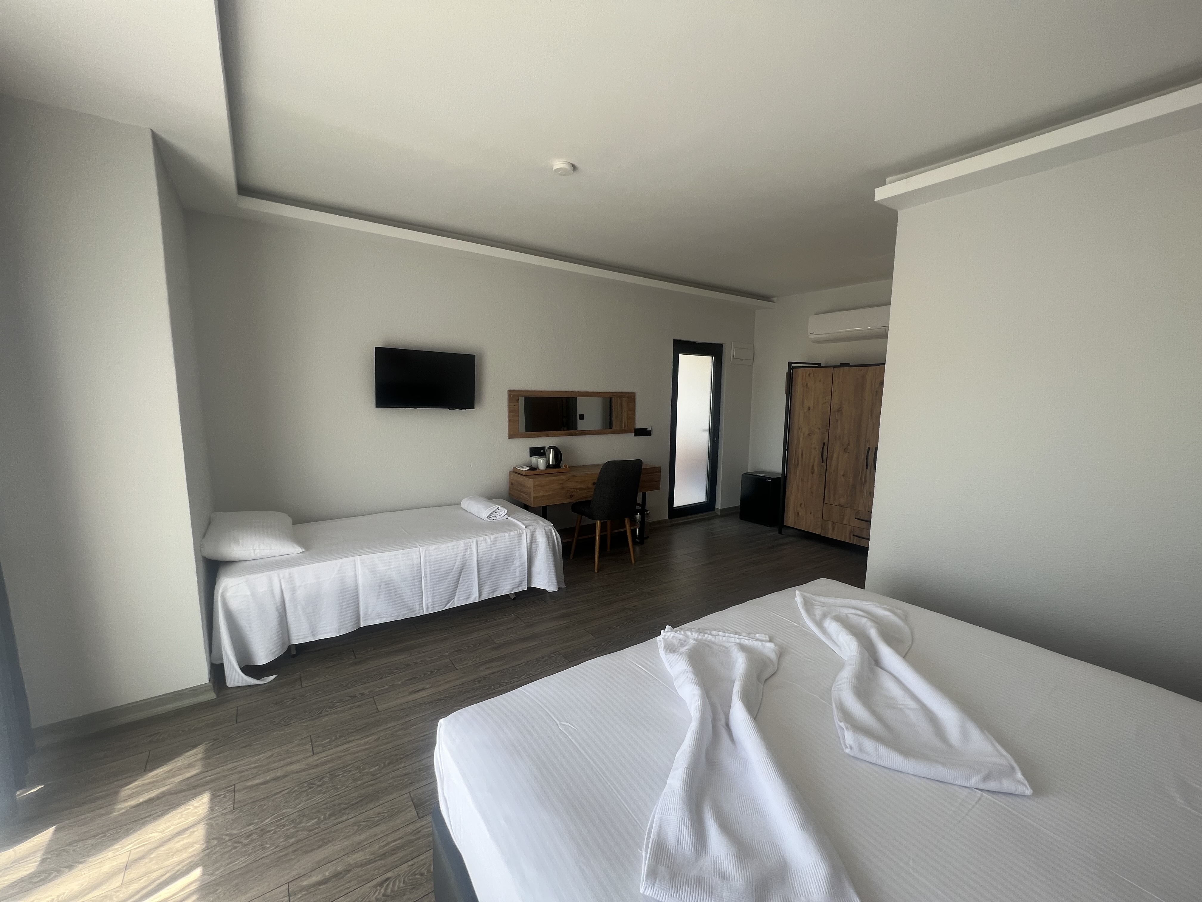 Standard Room, Garden View (3 Person)