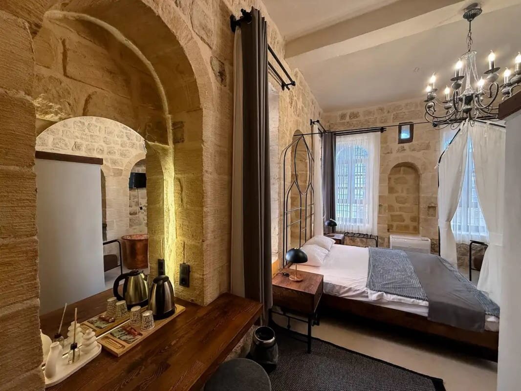 Suite Room 204