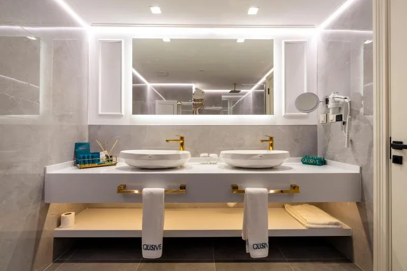Junior Suite Kara Manzaralı