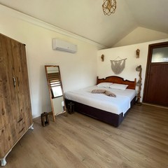 Marimare Beach Bungalow Hotel