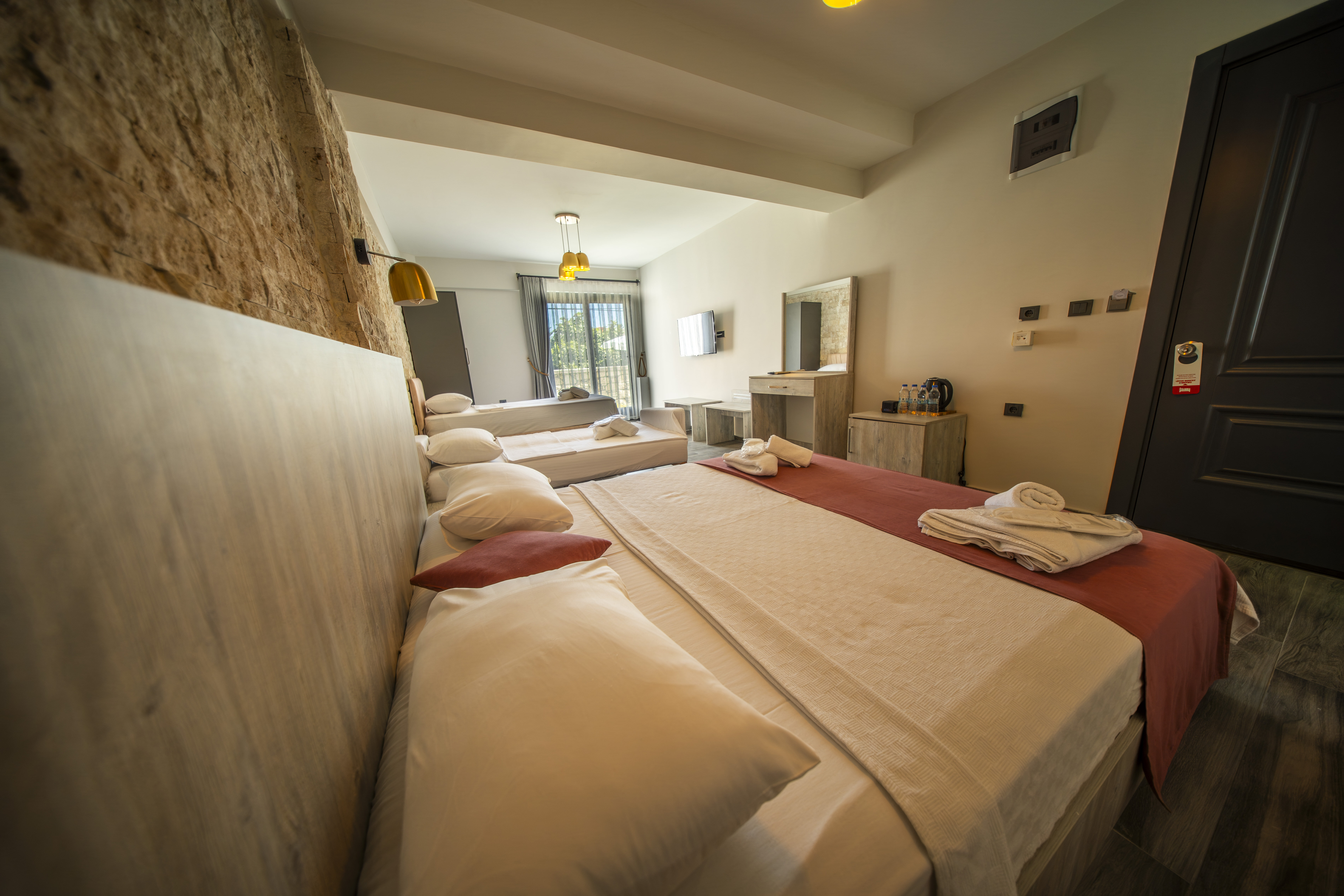 Deluxe Family Room