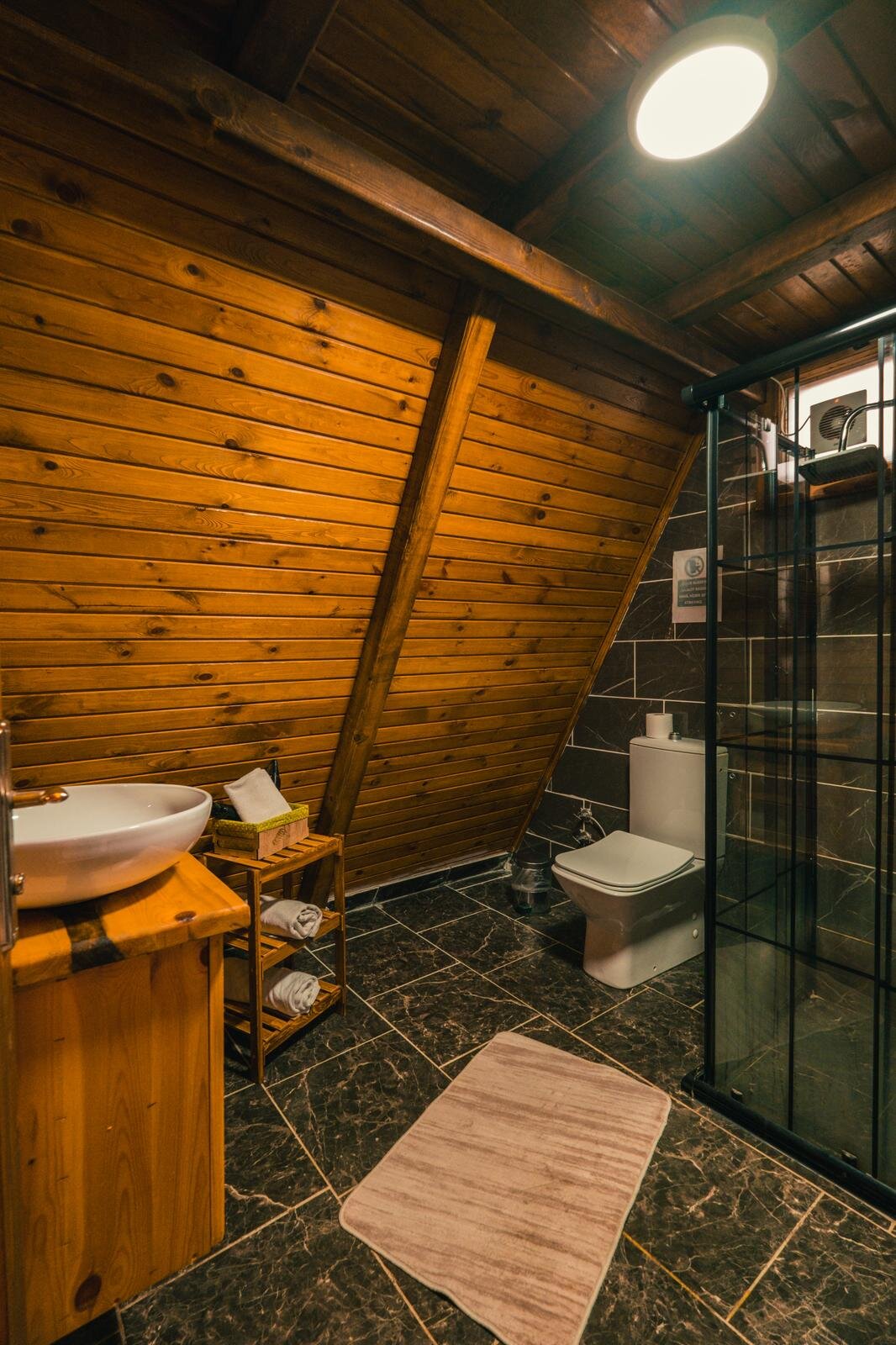 1+1 Loca Bungalov (Jakuzi, Özel Havuzlu)