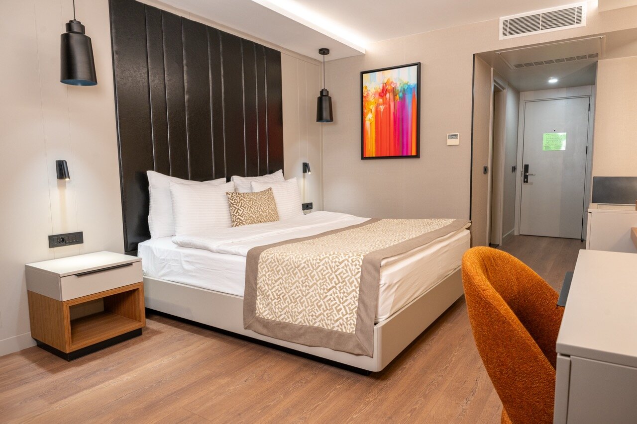 Deluxe King Room