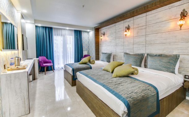 Suit Oda (3 Kişilik)