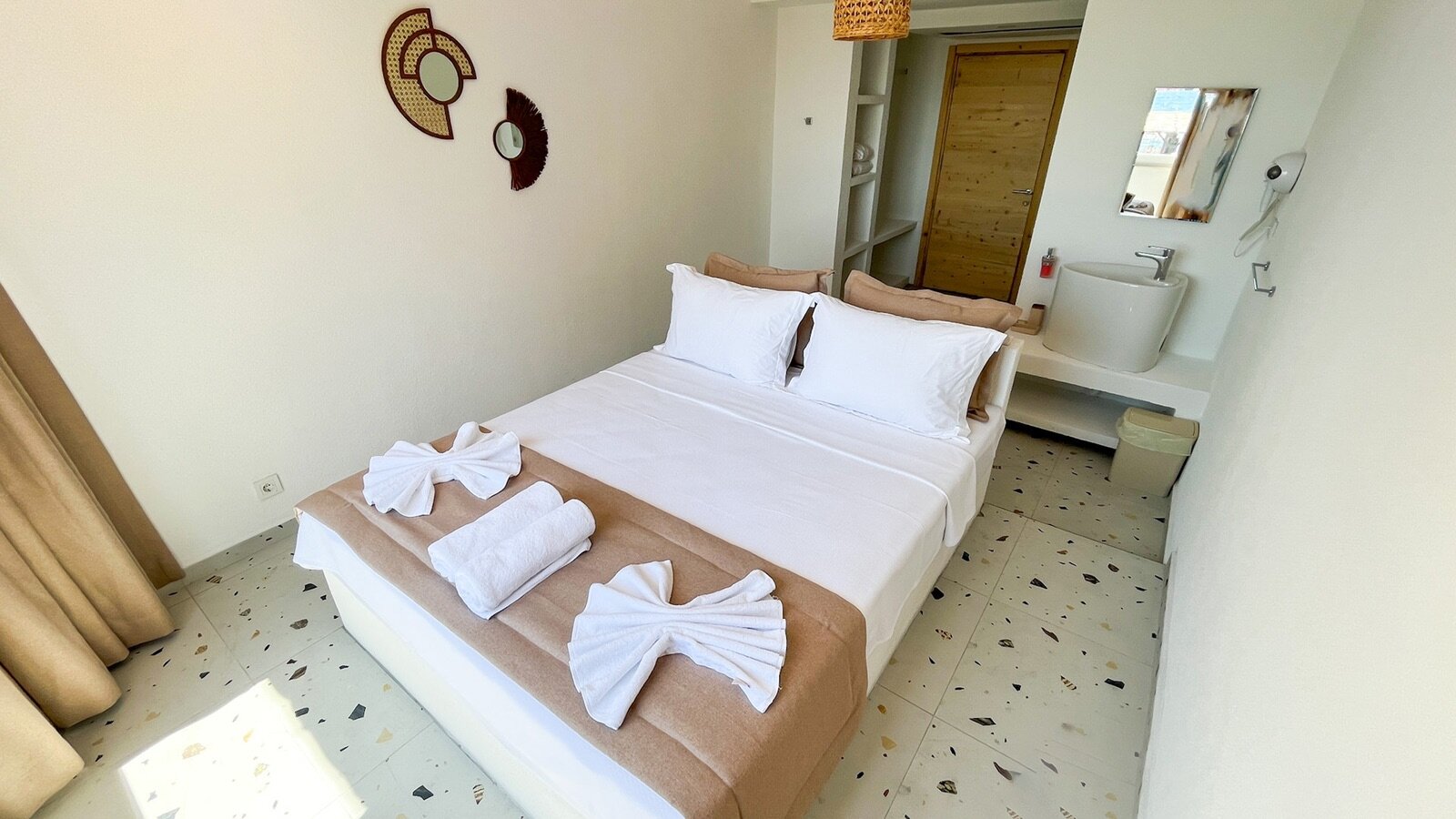Kenan Bay Boutique Hotel