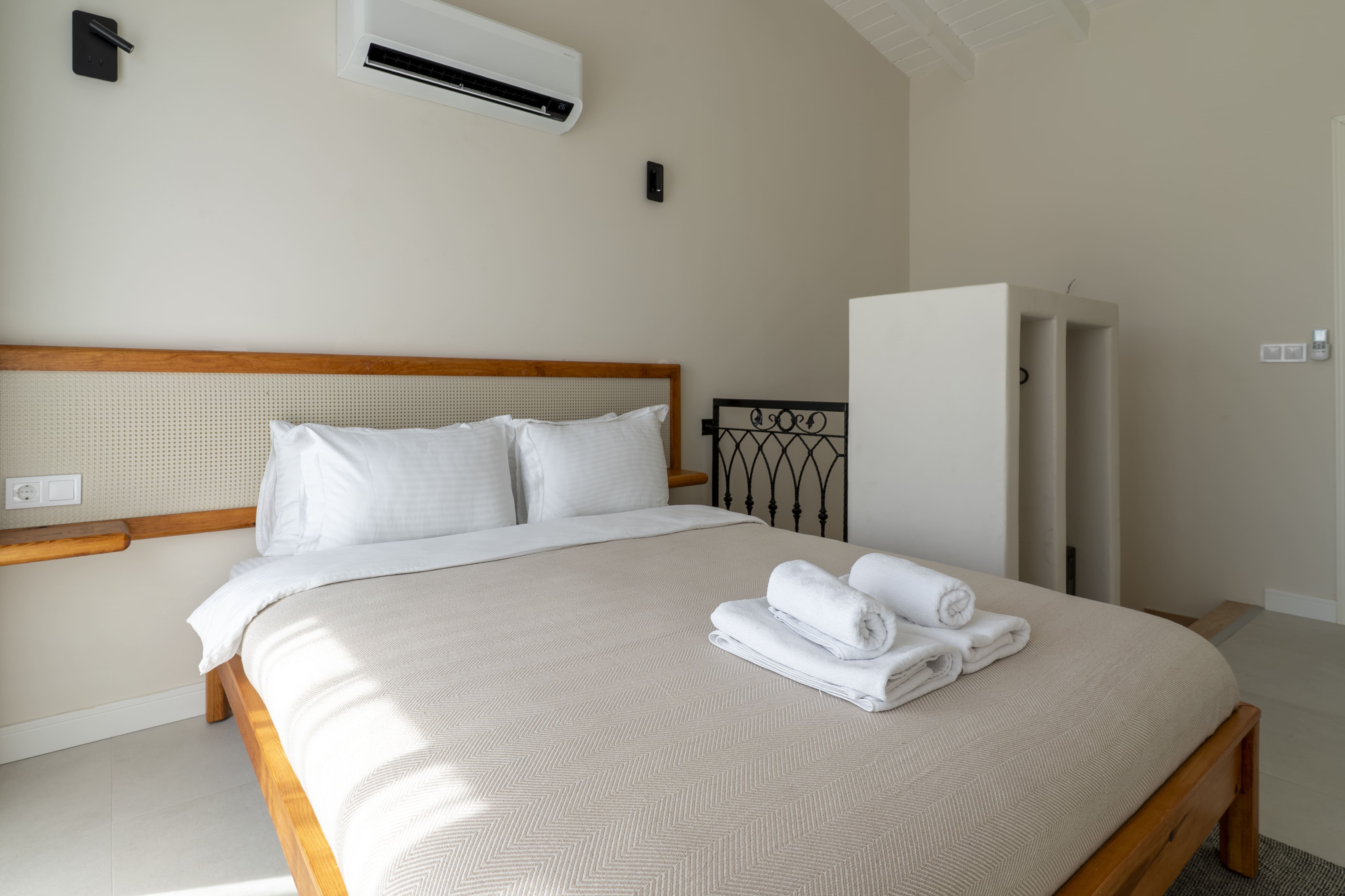 Naro Suites 1