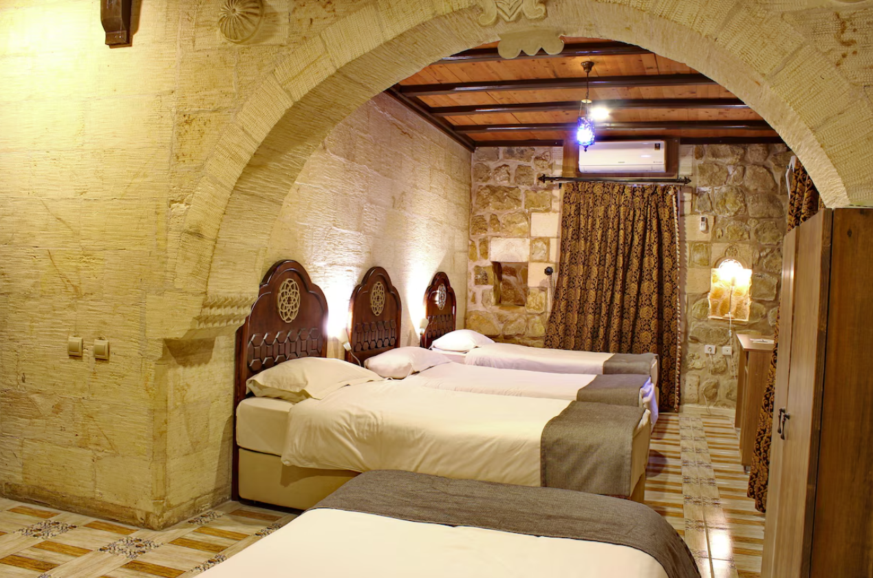 Standard Room (4 Person)