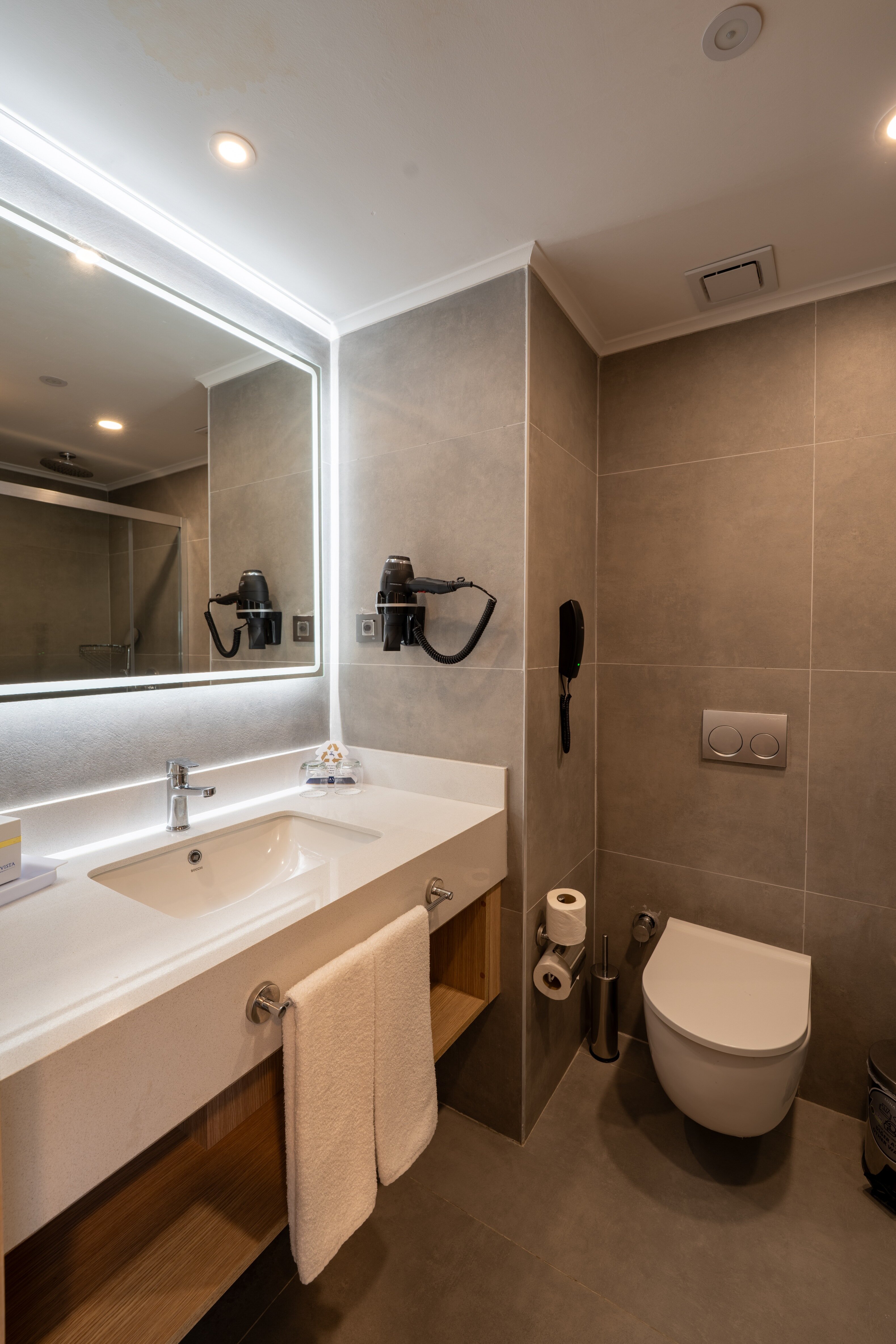 Deluxe Deniz Manzaralı Oda
