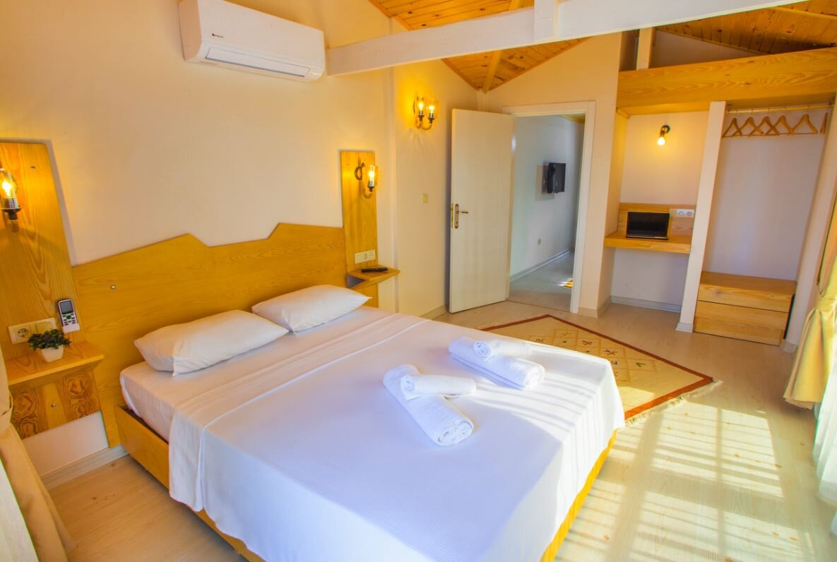 Yalım Hotel · 3