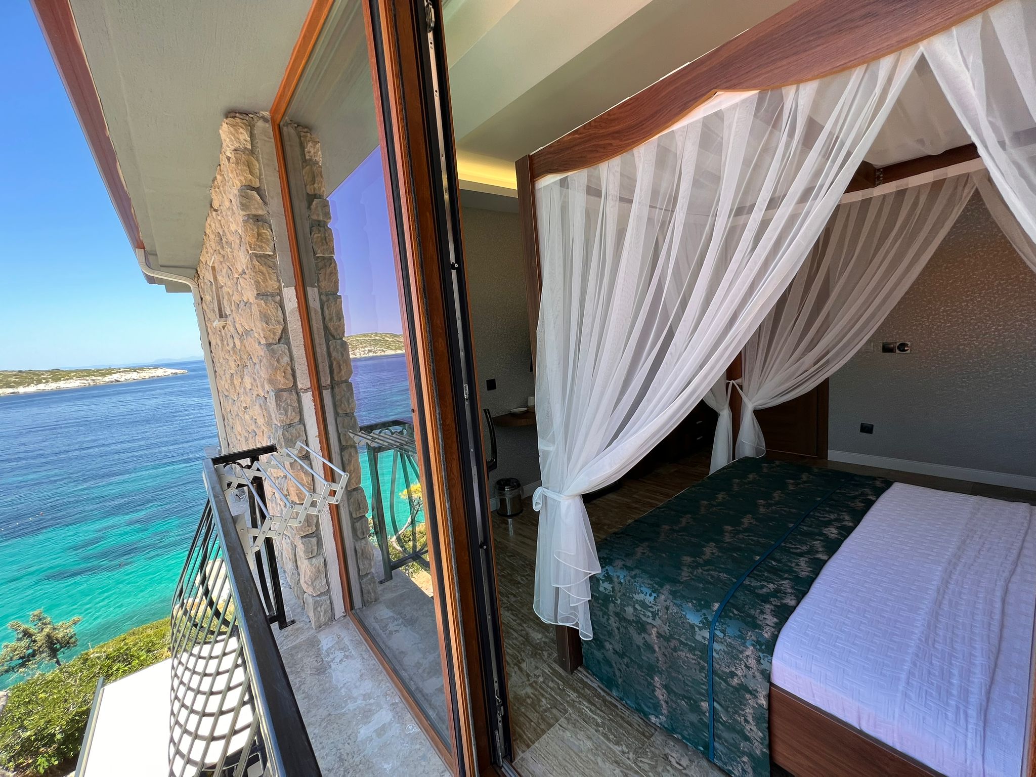 Akvaryum Otel Karaburun