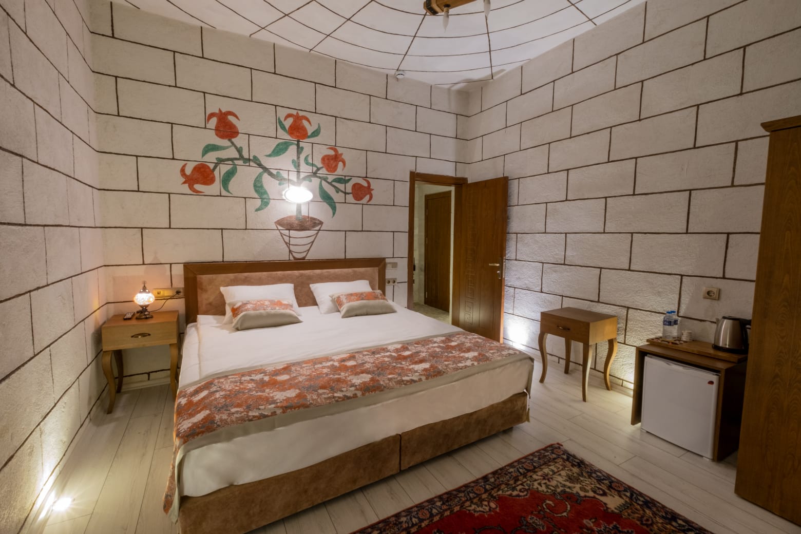 Economy Room